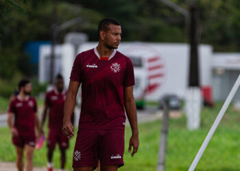 Náutico oficializa renovação de contrato com Mateus Silva para 2026