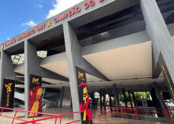 Em carta conjunta, ex-presidentes convocam Branquinho para comandar o Sport na próxima temporada