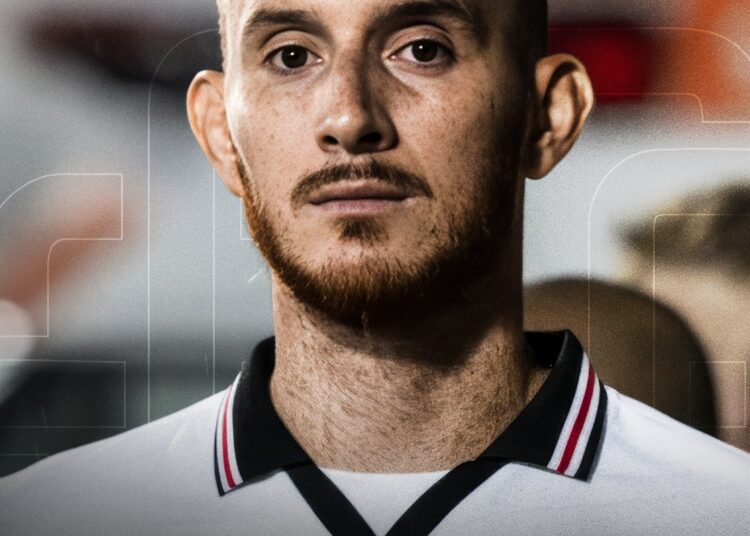 Ianson é o segundo reforço confirmado para o Santa Cruz em 2026. Foto: Divulgação/Santa Cruz