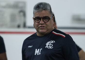 Santa Cruz programa três jogos-treino na preparação para a próxima temporada