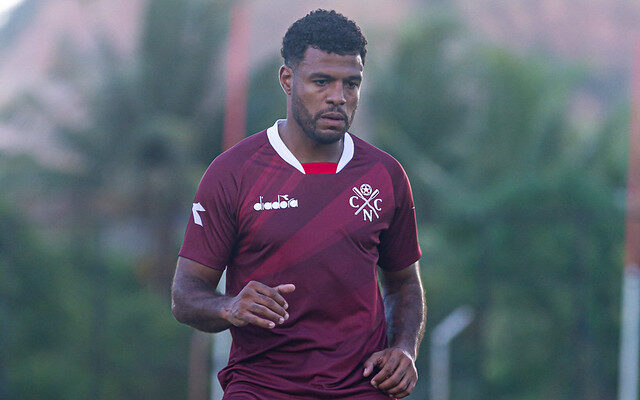 Náutico confirma renovação com Auremir para 2026