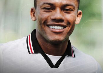 Santa Cruz anuncia contratação do atacante Robinho