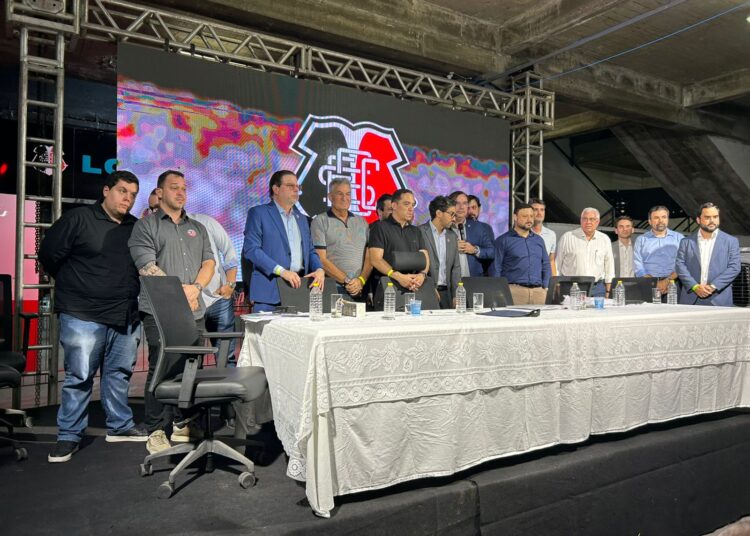 Conselho Deliberativo do Santa Cruz marca reunião decisiva para SAF. Foto: Beberibe1285