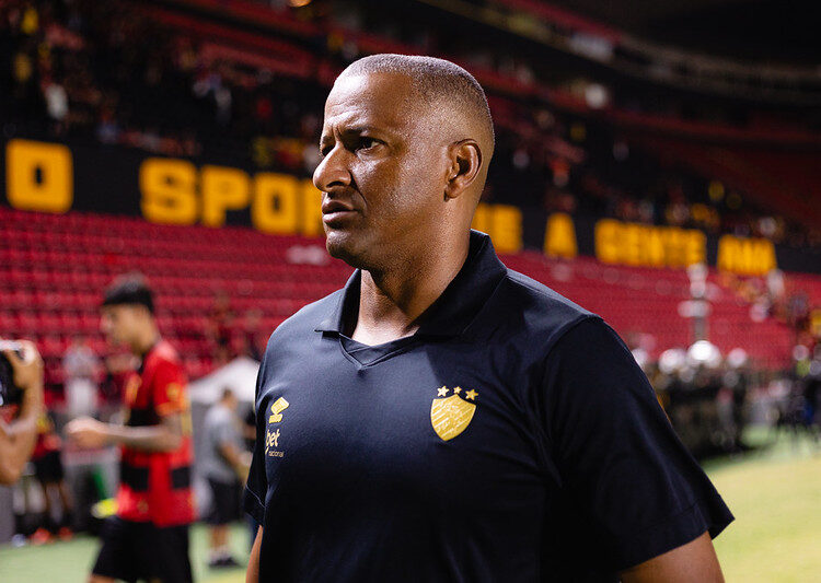 Sport: Técnico do Sub-20 valoriza apoio da torcida e exalta entrega do time