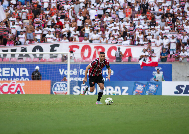 Santa Cruz: Com lesão no joelho, William Alves vira desfalque por tempo indeterminado