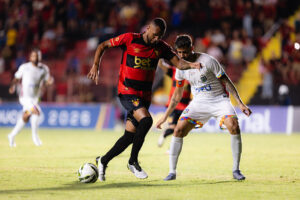 Sport encara o Maguary em Bonito. Foto: Paulo Paiva/Sport