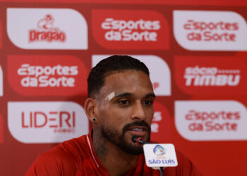 Após marcar no clássico, Júnior Todinho destaca classificação do Náutico para a Copa do Brasil