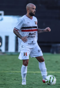 Patrick Allan é uma das esperanças do Santa Cruz para estreia do Pernambucano contra o Decisão. Foto: Evelyn VIctória/Santa Cruz