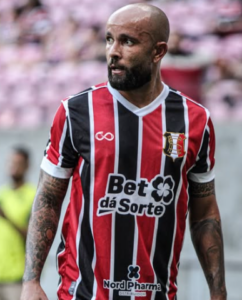 Patrick Allan é uma das esperanças do Santa Cruz contra o Jaguar no Arruda. Foto: Evelyn Victória/SCFC