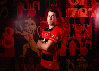 Sport confirma contratação do meia uruguaio Carlos de Pena, ex-Coritiba
