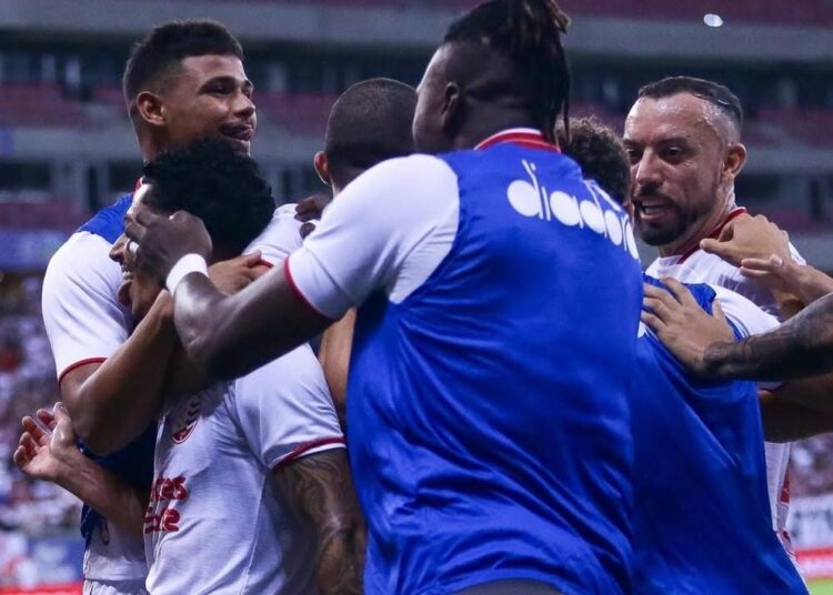 Com atuação dominante, Náutico goleia o Santa Cruz e garante vaga na semifinal do Pernambucano