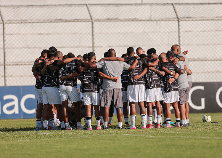 Após queda no Estadual, Santa Cruz irá reformular elenco para a sequência da temporada