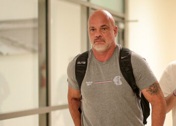 Fábio Cortez vê confronto aberto e mantém confiança na classificação do Santa Cruz