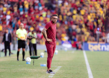 Roger valoriza período de treinos para fortalecer elenco do Sport