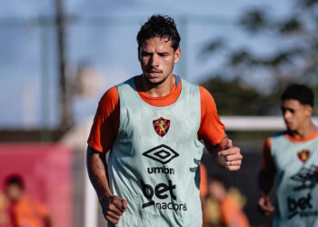 Sport confirma venda de Chico para o Hapoel Tel Aviv