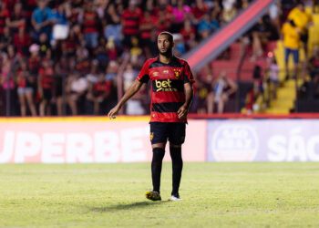 Sport negocia empréstimo de Gustavo Coutinho ao Atlético/GO