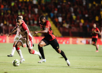 Em partida eletrizante, Sport e Náutico empatam no primeiro jogo da final do Campeonato Pernambucano