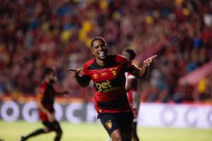 Iury Castilho é o destaque do Sport para o jogo contra o Anápolis. Foto: Paulo Paiva/Sport