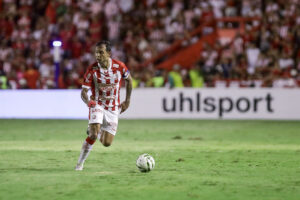 Vinicius é a esperança de gols do Náutico para estréia da Série B. Foto: Rafael Vieira/CNC