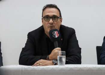 Em apresentação, novo executivo do Santa Cruz fala sobre mudanças e estrutura do clube