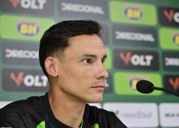 Santa Cruz mira contratação do atacante Éverton Brito, que pertence ao América-MG