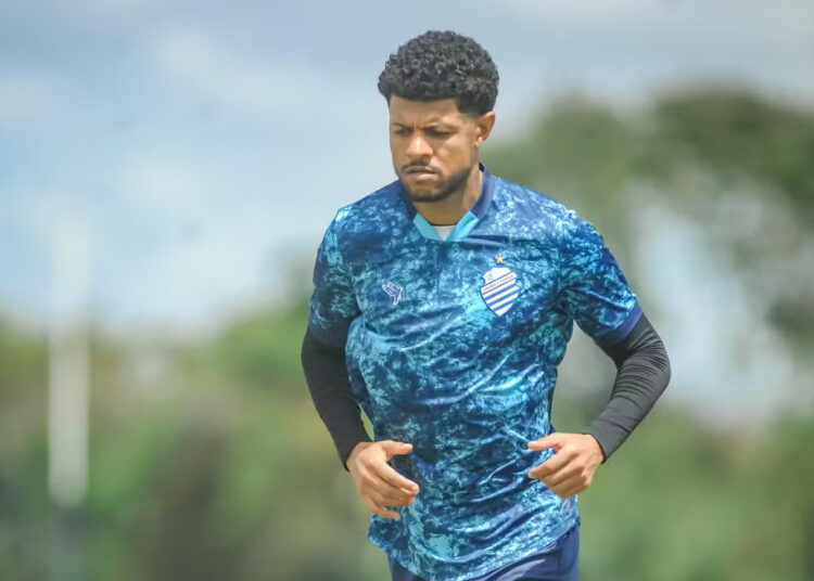 Santa Cruz busca contratação do centroavante Tiago Marques, ex-CSA