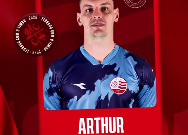 Náutico anuncia contratação do goleiro Arthur, ex-Azuriz/PR