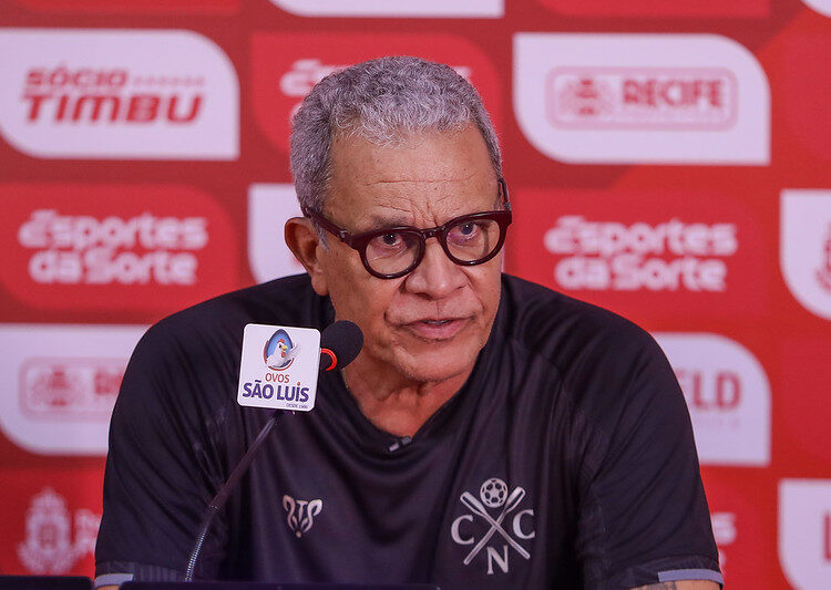 Técnico do Náutico exalta empenho da equipe e elogia Victor Andrade: “Entrou para decidir”
