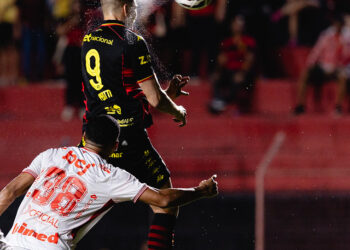 Perotti deve ser a referência no ataque do Sport contra o Londrina. Foto: Paulo Paiva/Sport