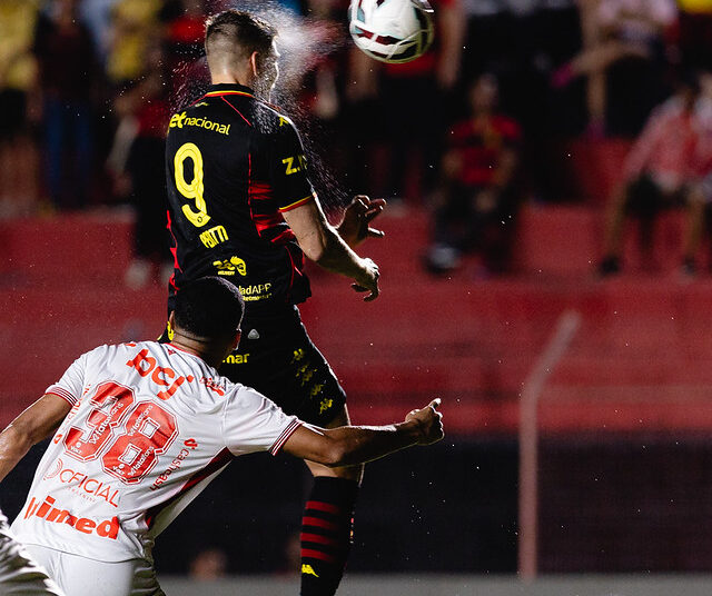 Perotti deve ser a referência no ataque do Sport contra o Londrina. Foto: Paulo Paiva/Sport