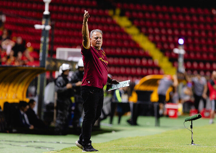 Márcio Goiano exalta reação do Sport após expulsão: “Não deixaram de acreditar”