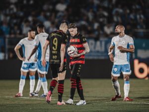 Barletta e Perotti foram os nomes da vitória do Sport contra o Londrina fora de casa. Foto: Juninho Messias/ SCR.