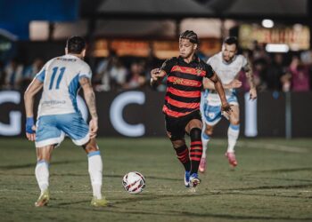 Zé Lucas deve ser importante para o Sport contra o Retrô na Copa do Nordeste. Foto: Juninho Messias/ SCR.