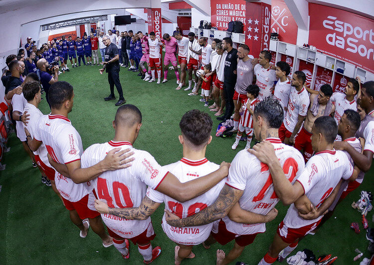 Treinador do Náutico adota cautela após duas vitórias consecutivas na Série B: “45 pontos é o primeiro objetivo”