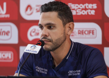 Técnico do Náutico vê confiança fortalecida por invencibilidade como visitante