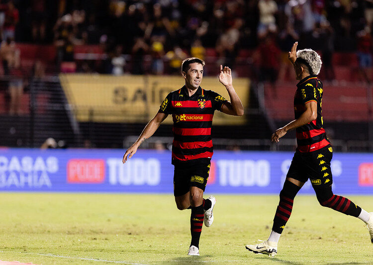 De Pena se destaca em goleada do Sport contra o Maranhão. Foto: Paulo Paiva/Sport