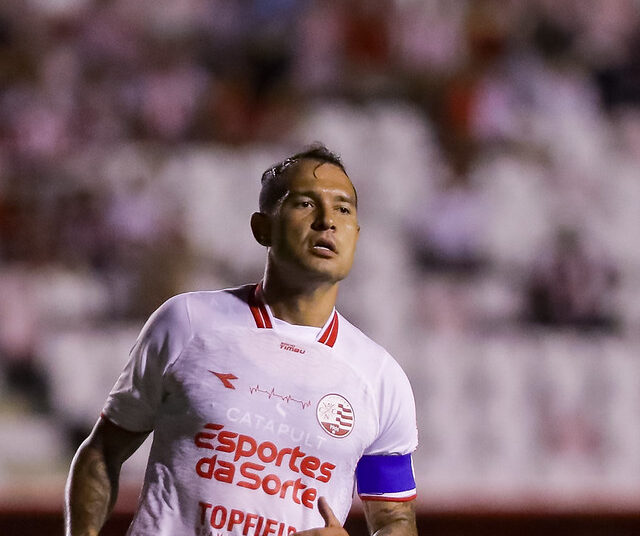 Vinicius é a grande esperança do Náutico para encarar o Athletic. Foto: Rafael Vieira/CNC