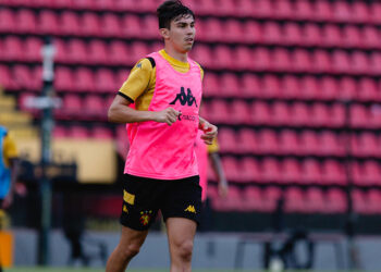 Biel Fonseca destaca momento positivo do Sport e mira próximos jogos em casa