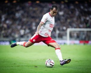 Vinicius é o destaque do ataque do Náutico contra o São Bernardo pela Série B. Foto: Michael Douglas