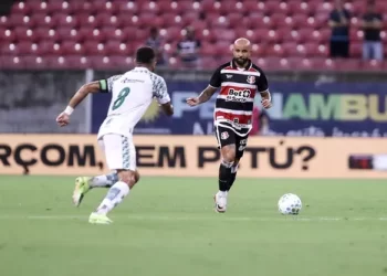 Santa Cruz encara a Itabaiana pela primeira rodada da Série C. Foto: Agif