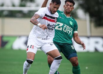 Fora de casa, Santa Cruz fica no empate com o Floresta pela Série C