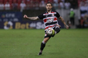 Santa Cruz encara a Inter de Limeira fora de casas pela Série C.
