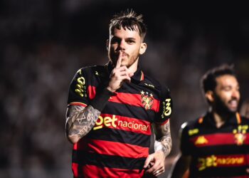 Sport vence a Ponte Preta de virada e lidera provisoriamente a Série B