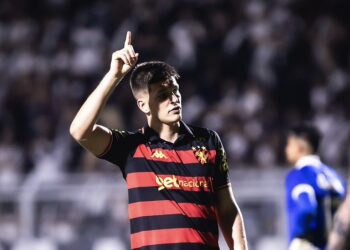 Perotti é a esperança de gols do Sport contra o CRB. Foto: Tiago Sousa/ SCR.