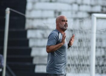 Treinador do Santa Cruz exalta caráter do elenco após reação na Série C