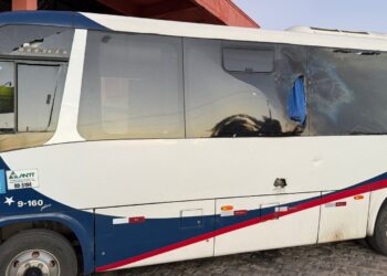 Sport cobra providências após ataque a ônibus de torcedores rubro-negros em Fortaleza
