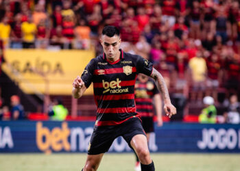 FIFA aplica transferban ao Sport por processo de transferência do volante Christian Rivera