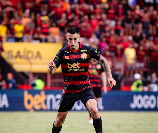FIFA aplica transferban ao Sport por processo de transferência do volante Christian Rivera