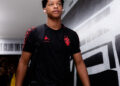 Cruzeiro formaliza oferta por Zé Lucas, volante do Sport