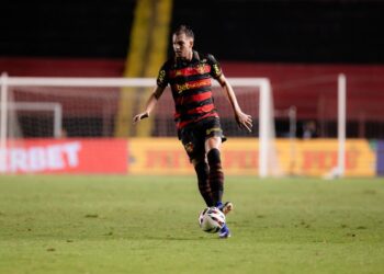 Sport oficializa rescisão contratual com o zagueiro Zé Marcos